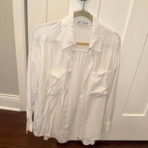 Zara Off-White Relaxed Button-Down Shirt
